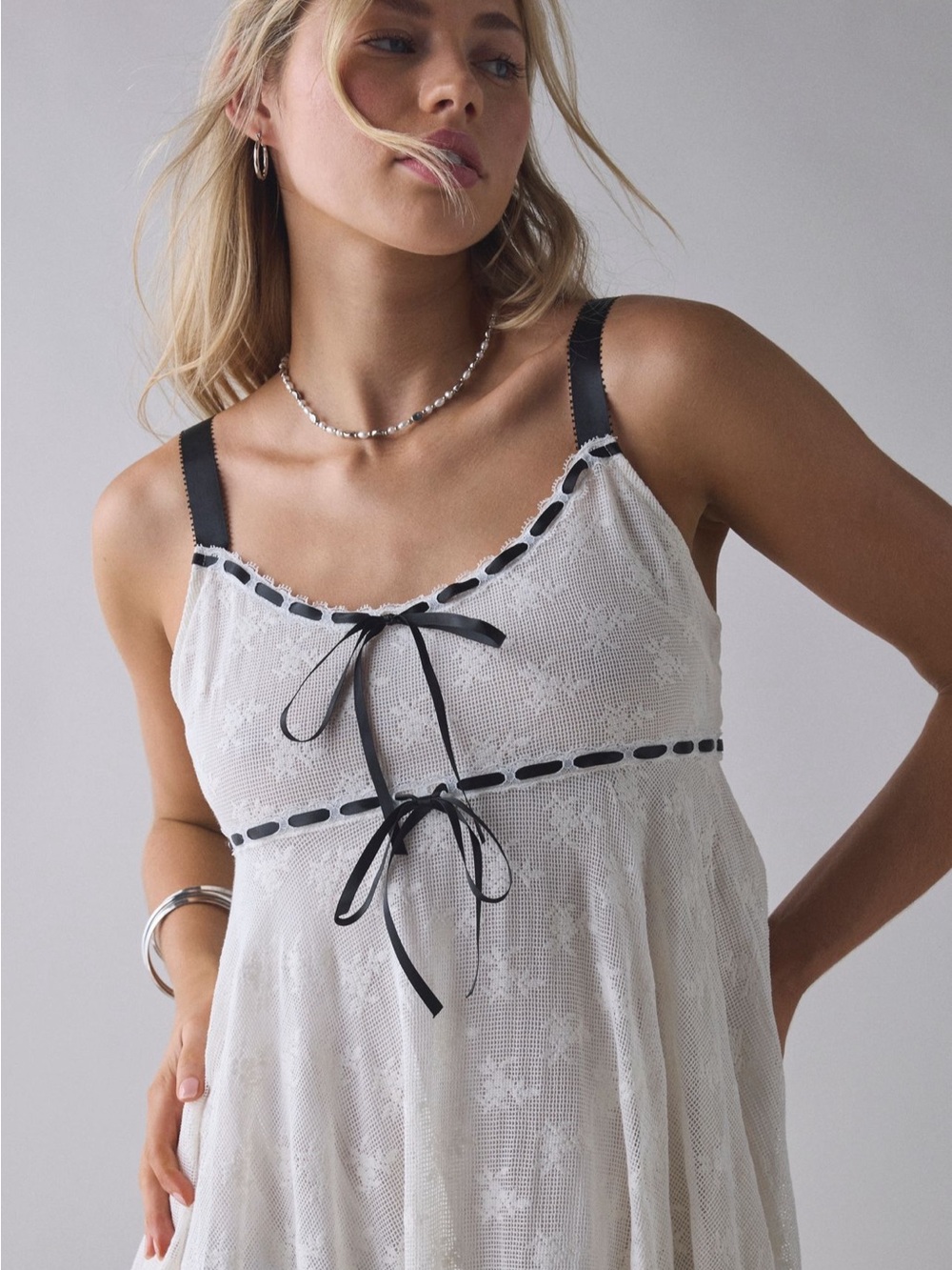 Kimchi Blue Hartley Lace Dress - Picture 3 of 6
